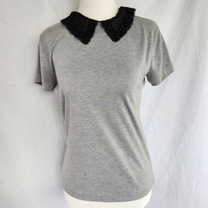 Tee with lace collar